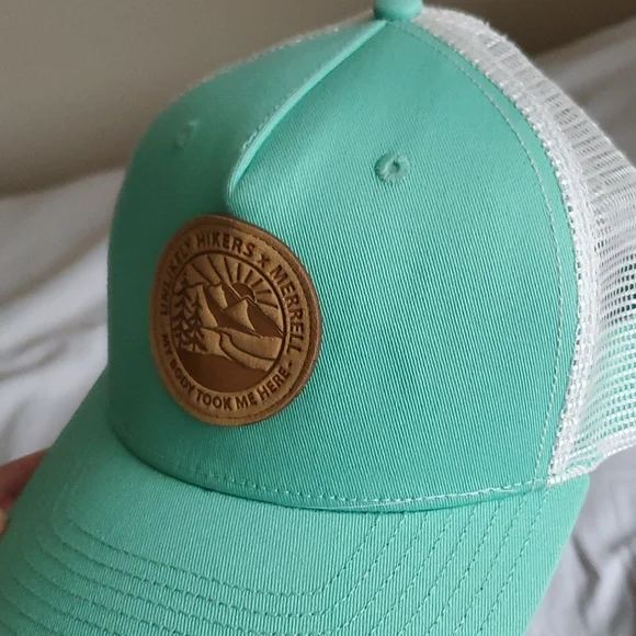 Merrell Green hiking Truckets Mesh Hat - Picture 8 of 10